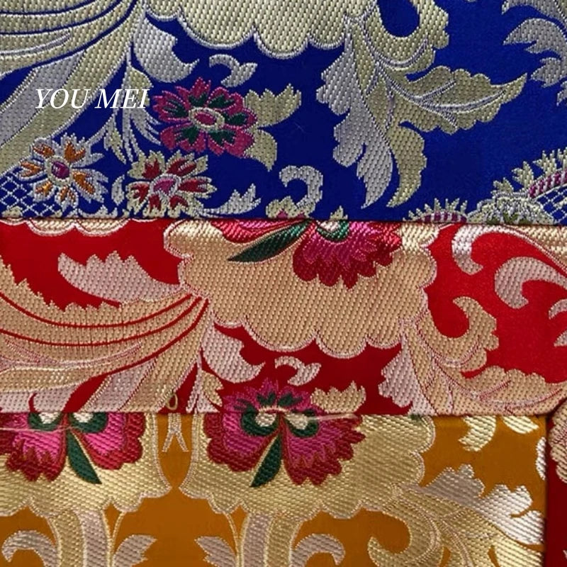nappe table brodée motif floral or bleu rouge élégante polyester coton réutilisable pâques