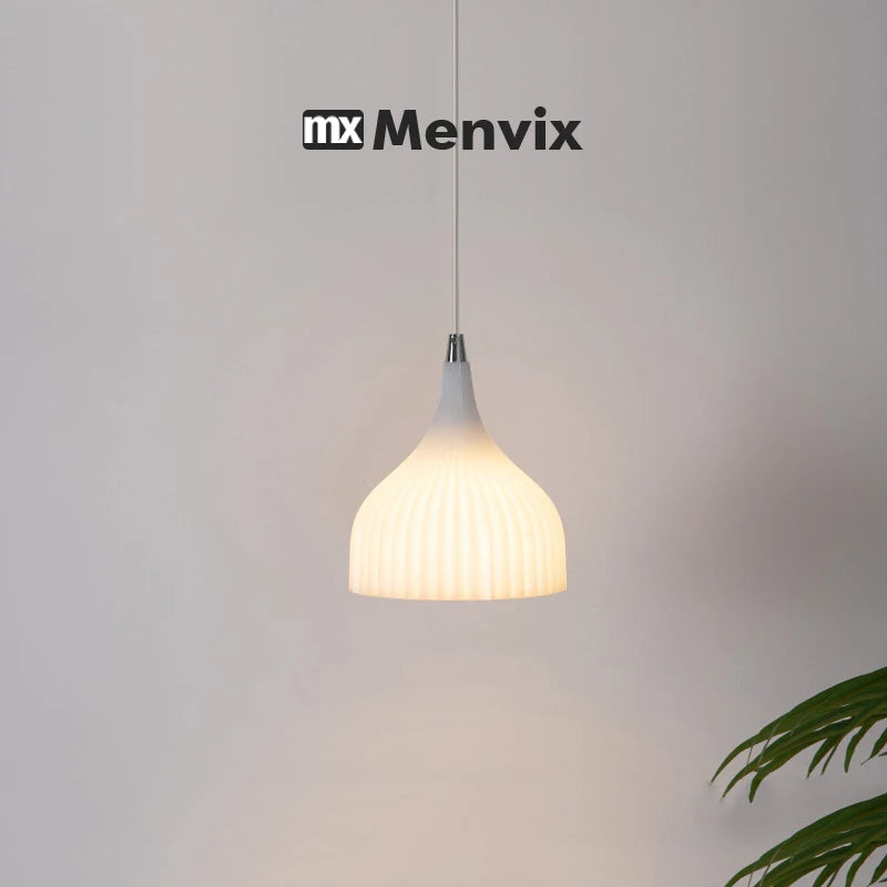 suspension lumineuse moderne plissée jaune blanc argenté câble métallique salon restaurant chambre principale