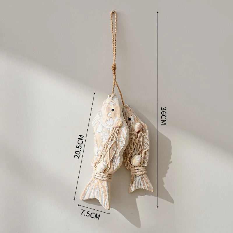 poisson décoratif bois rustique marin cordelette blanc bleu beige brun rayures horizontales coquille