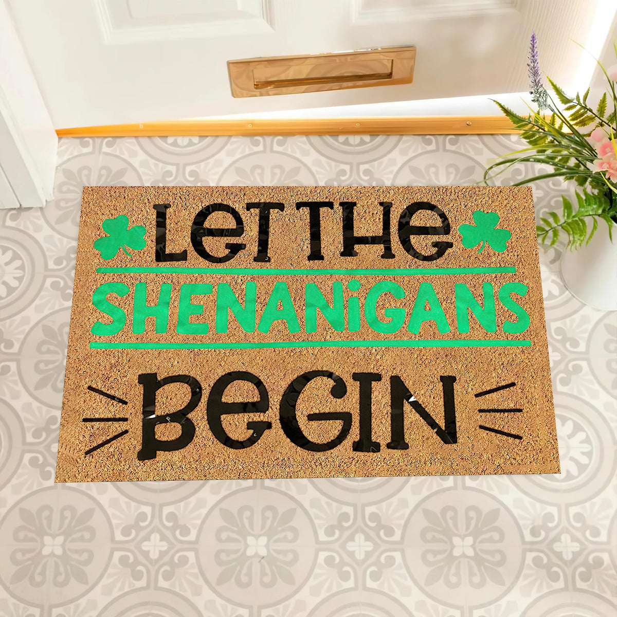 tapis d'entrée marron clair vert antidérapant humoristique trèfle lettrage shenanigans(begin)