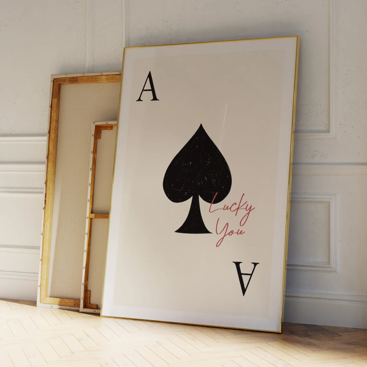 affiche minimaliste poker lucky you as piques beige noir rouge cadre métal salon chambre