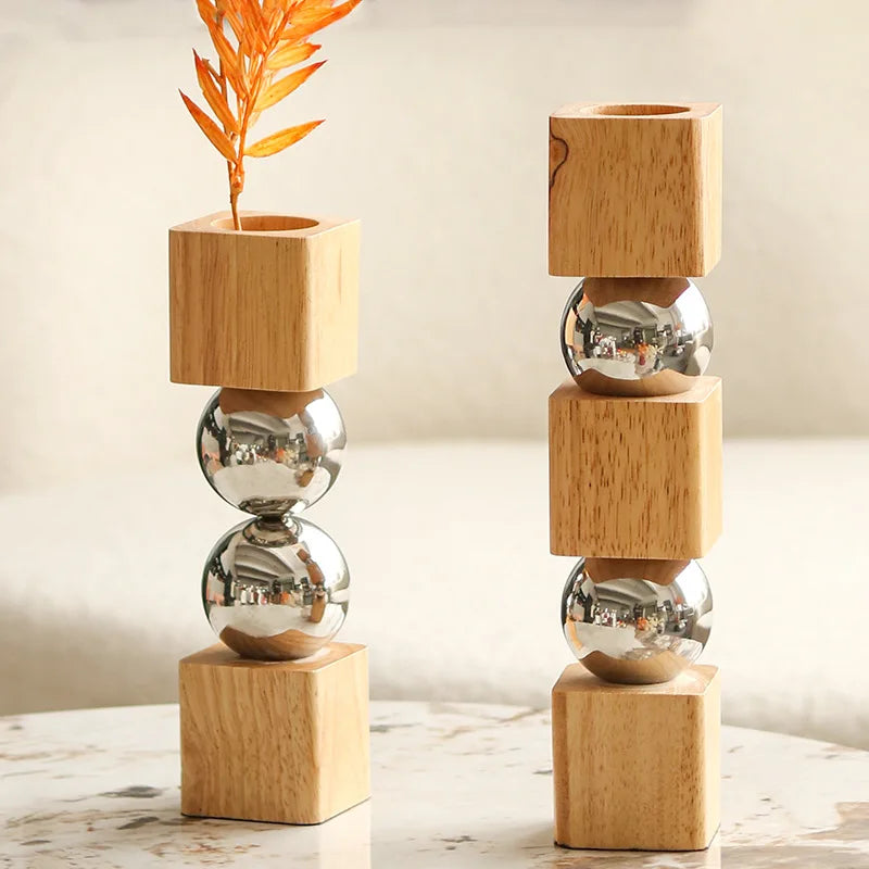 vase décoration intérieure bois métal minimaliste sculptural boules sphères cubes fleurs séchées