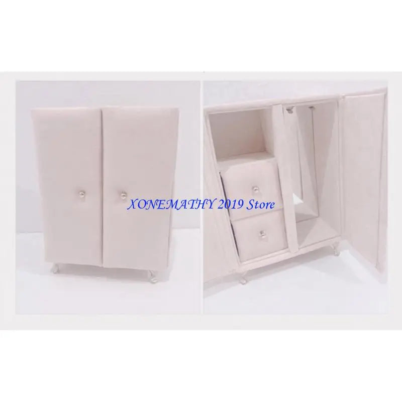 boîte rangement bijoux velours rose fauteuil canapé tabouret armoire miniature classique pieds métalliques organisateur