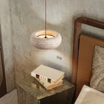 Lampe suspendue moderne minimaliste pierre marbrée beige brun clair texture naturelle opaques chambre restaurant