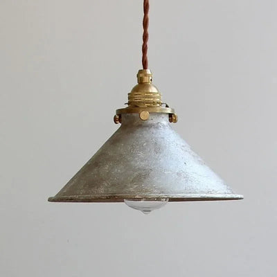 Suspension luminaire industrielle vintage en métal brun suspendue au plafond