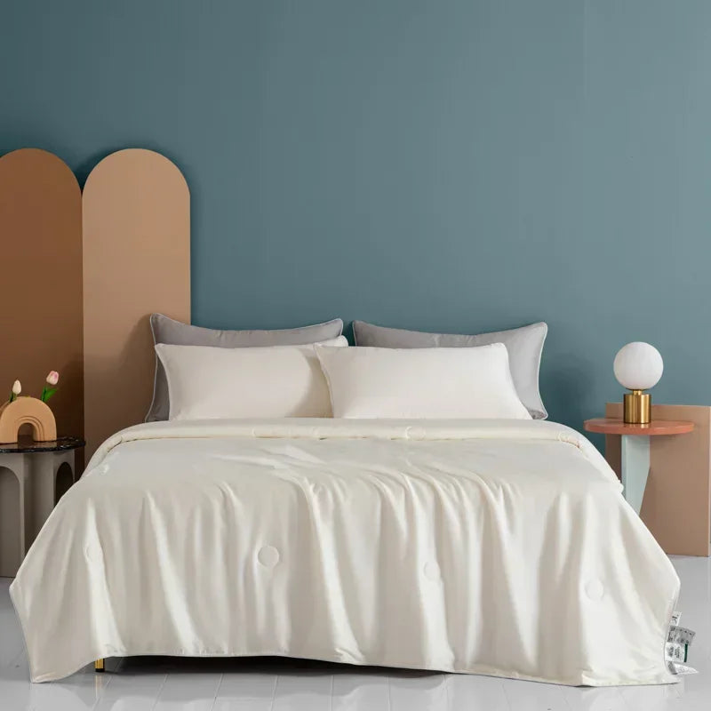 couverture d'été légère soie glacée bleu clair gris grande taille chambre moderne