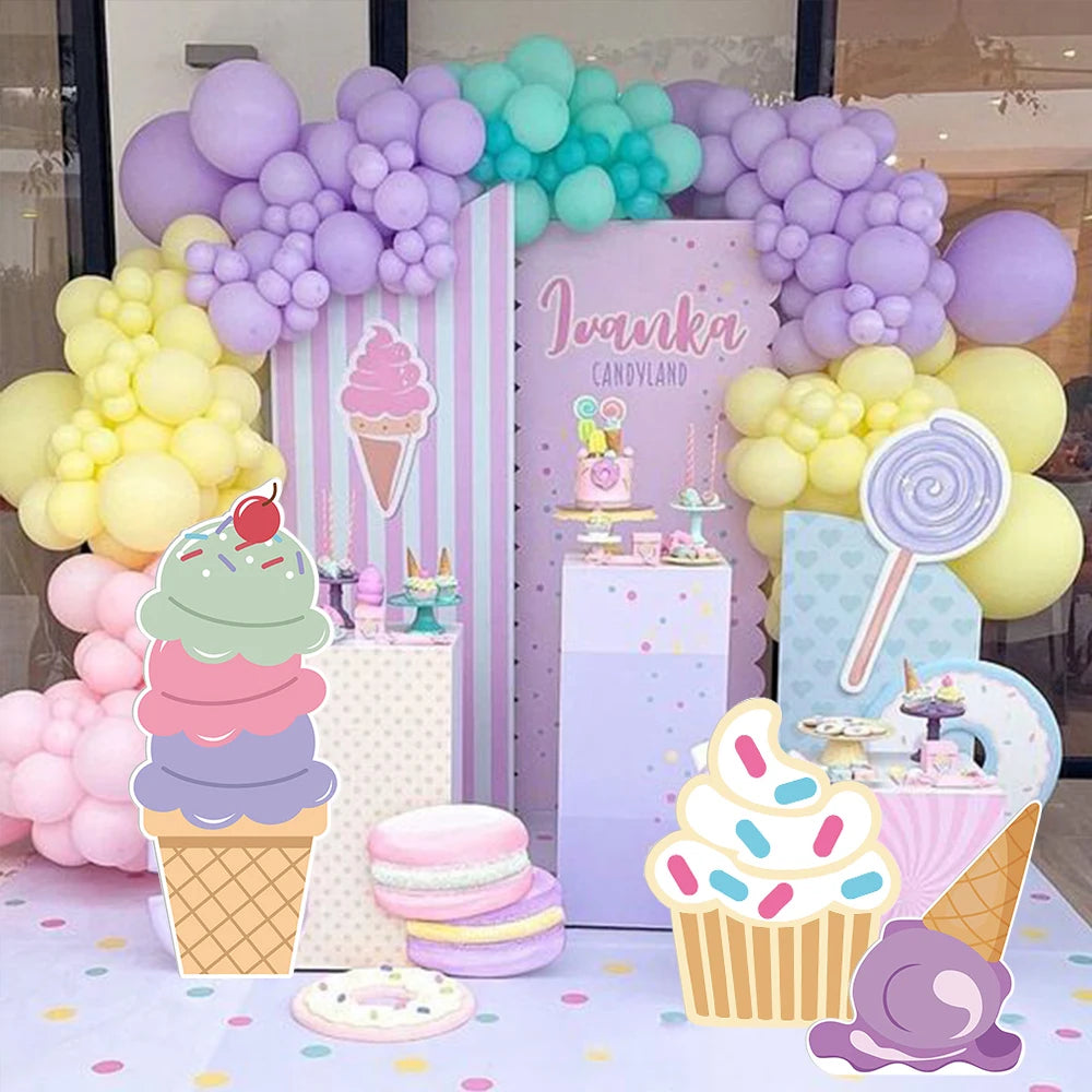 décoration fête enfant gâteau glaçage coloré glaces sucre bonbons:animated candy: