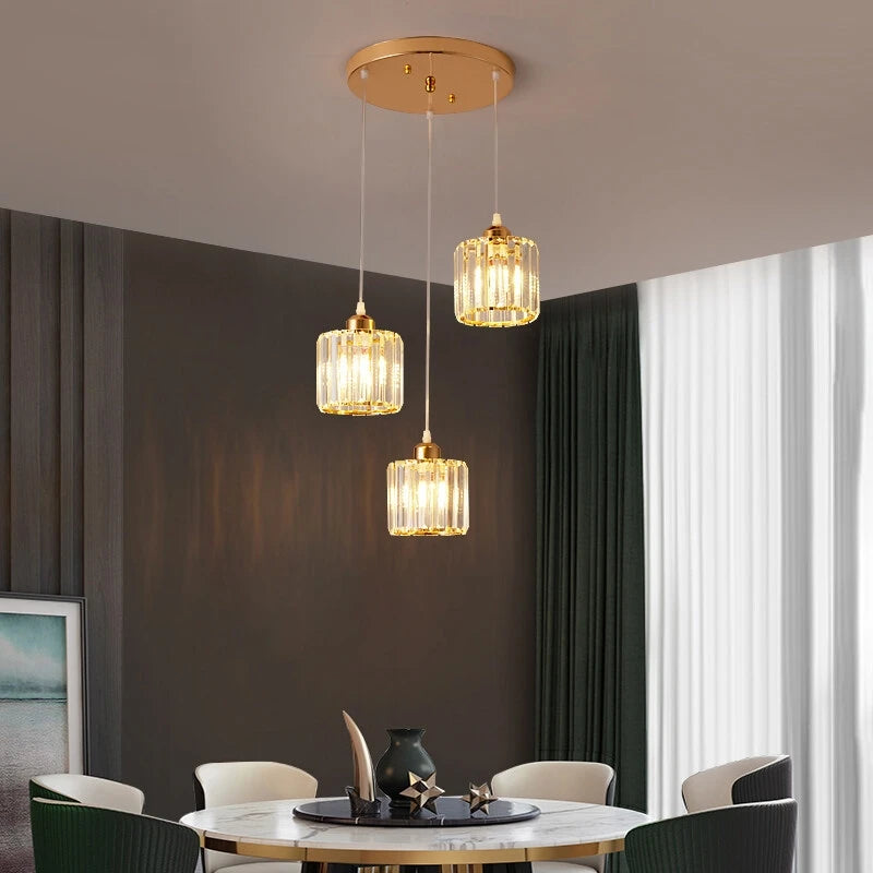 suspension lumineuse moderne élégante dorée strass ajouré transparent e27 cristal lumière intérieure