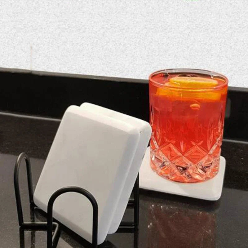 support sous verre silicone carré moderne noir dessous verre motifs colorés structure métallique respectueux