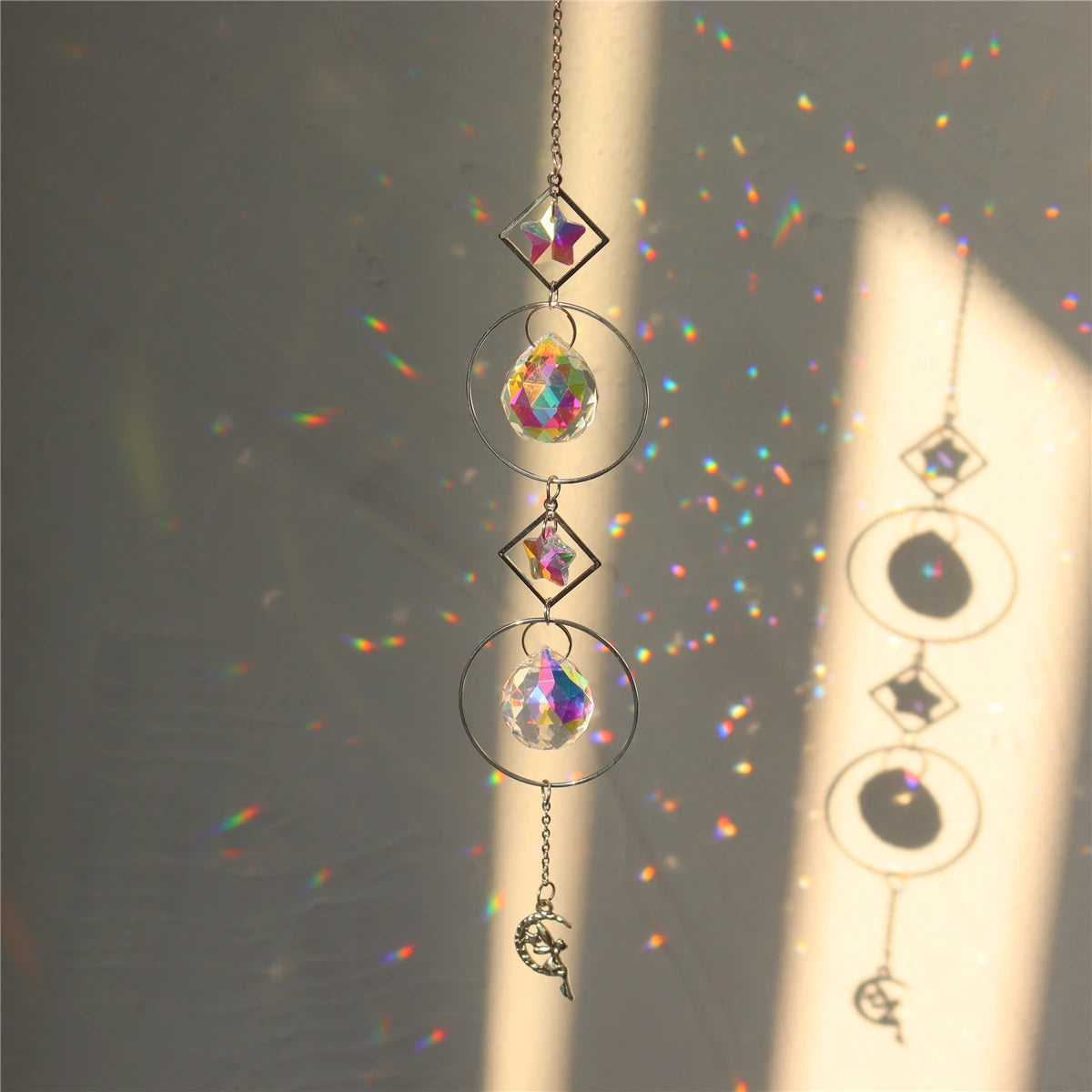 guirlande décorative cristaux célestes soleil lune étoile arc ciel chaîne métallique boho