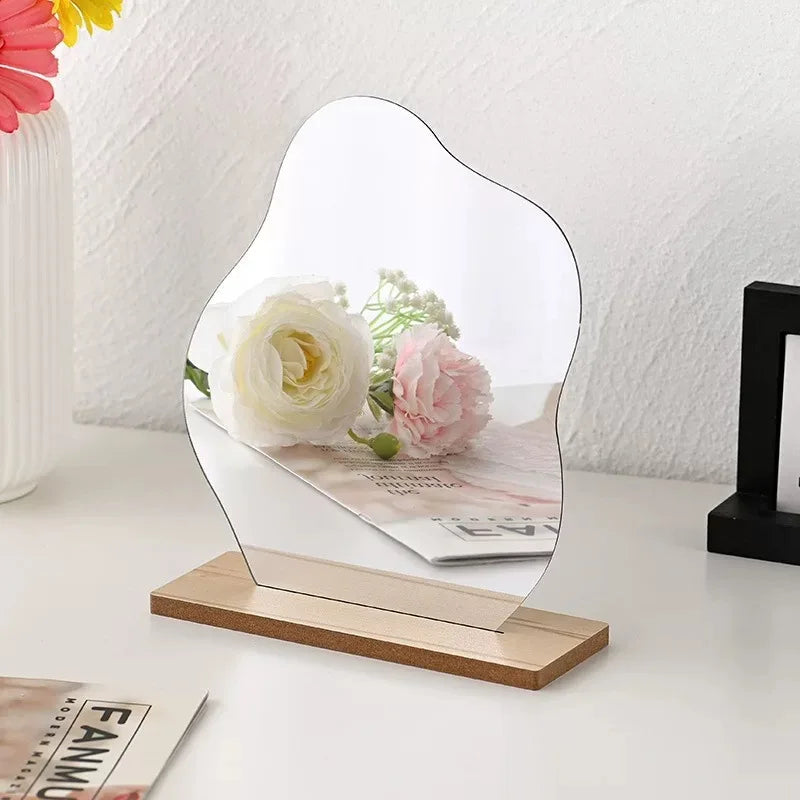 miroir transparent moderne pied bois ornement décoration maquillage
