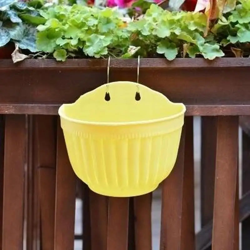pots fleurs suspendus rayures verticales blanc jaune violet vert orange rose modernes crochets jardinage