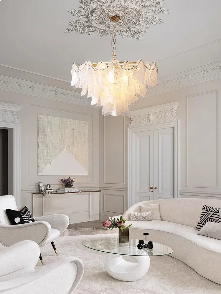 lustre led blanc doré feuillagé classique baroque translucide cristaux salon chambre