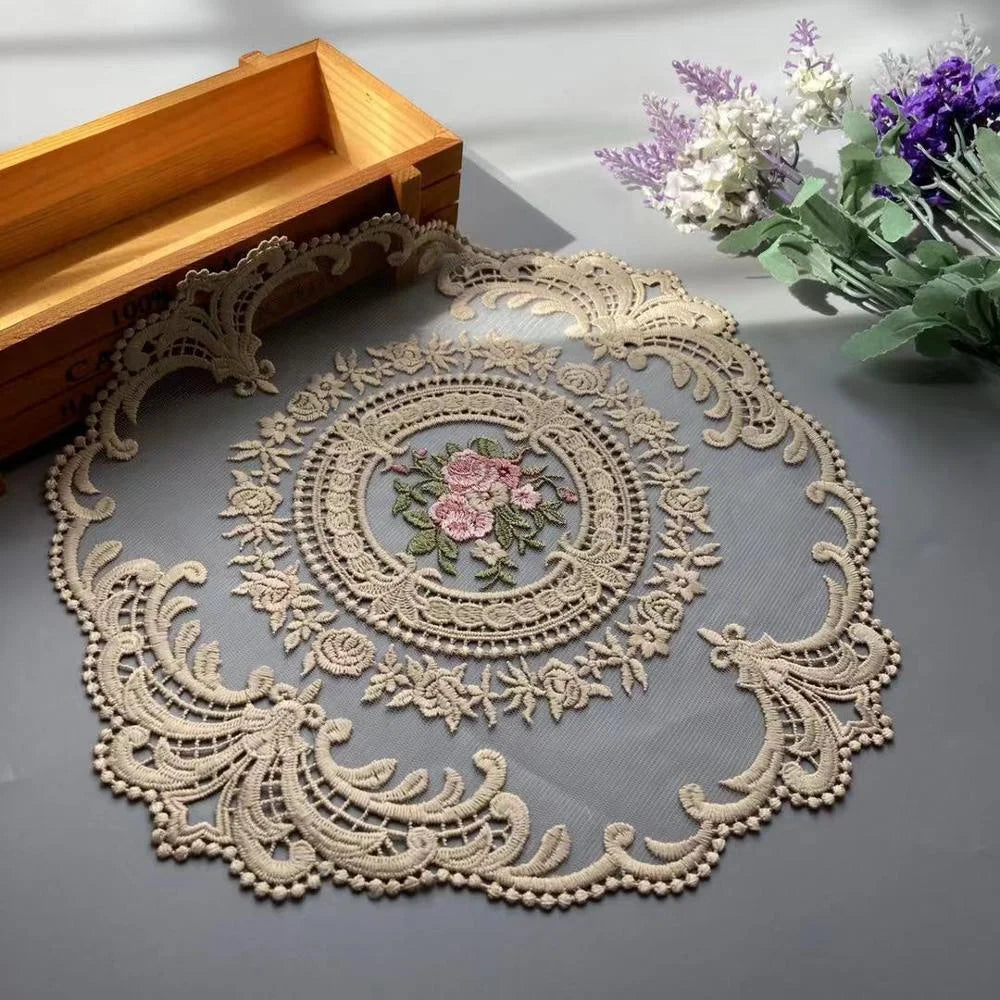 serviettes table broderie florale dentelle beige clair classique vintage 30cm 30cm écologique élastique