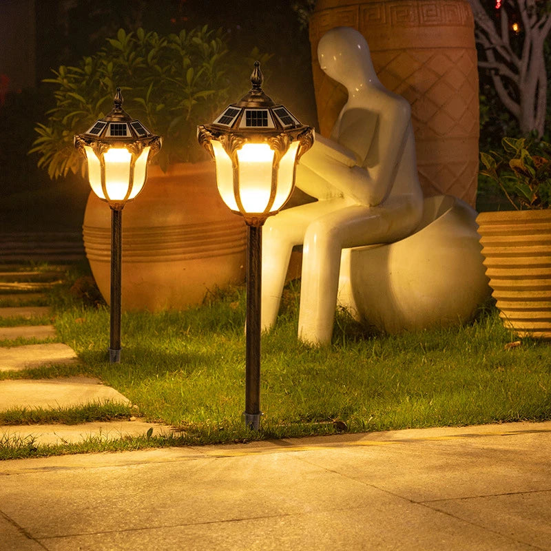 lampe solaire extérieure or noir classique ornements dorés panneaux solaires pied métallique autonomie led