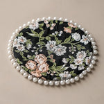 coasters brodés fleurs blanches coton opaques diverses couleurs traditionnels table