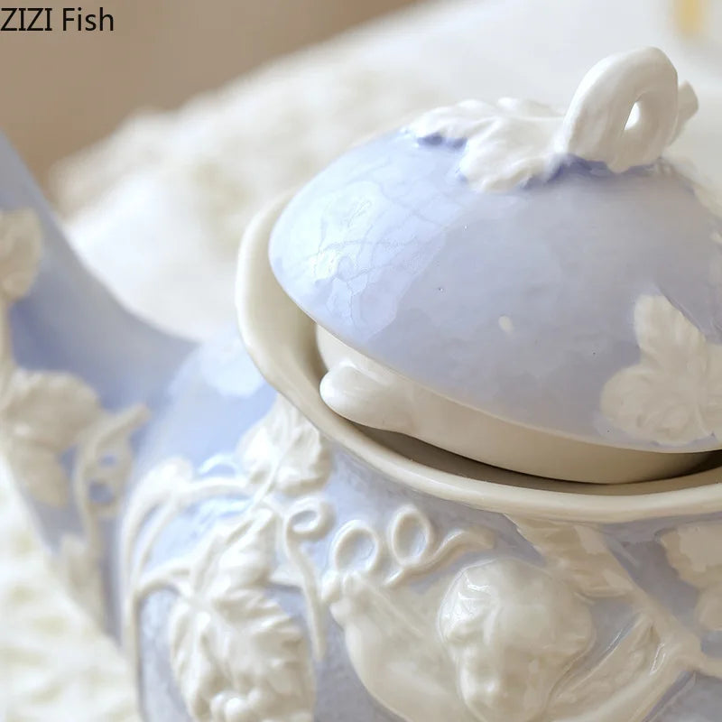 tasse céramique porcelaine ange feuilles rose blanc classique théière soucoupe couvercle