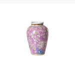 vases chinois classiques violet blanc motifs fleurs vertes opaques arrangement