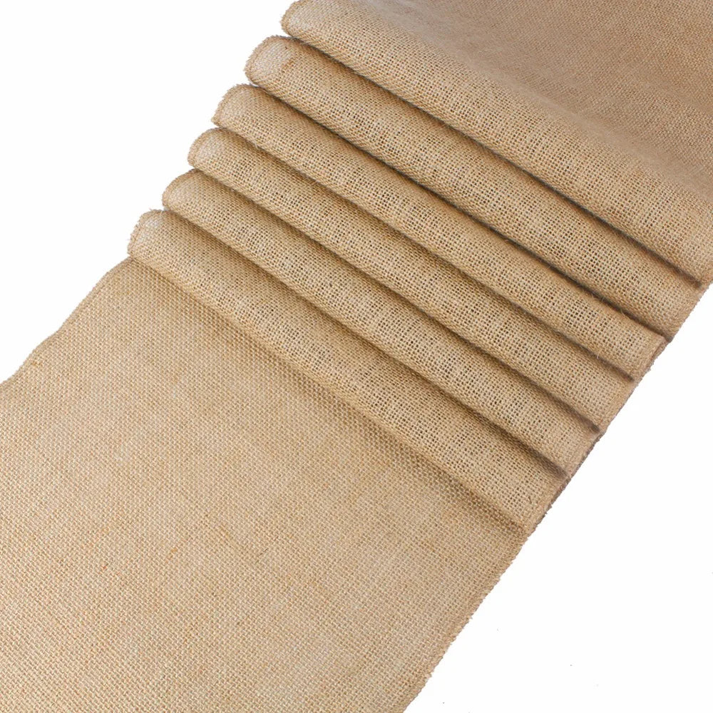 nappes table jute naturelle rustique beige marron blanc texture grossière événements mariage décoration chaises