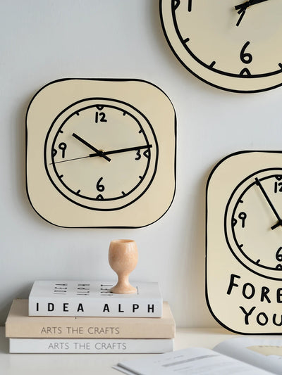 Horloge murale acrylique blanche design scandinave