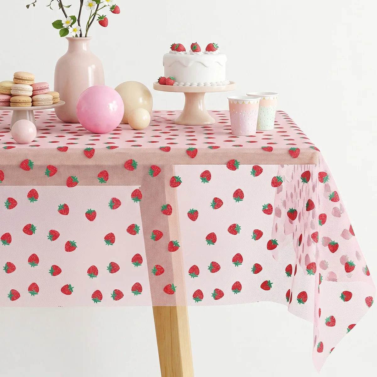 nappe semi transparente fraises motifs festives rose rouge vert table décoration mariage anniversaire noël