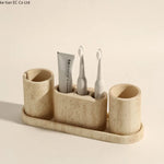 ensemble salle bain moderne beige clair brosse dents tube dentifrice distributeur savon tasses résine