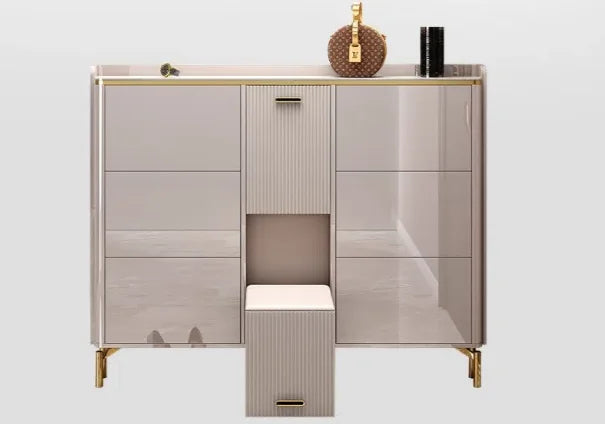 meuble chaussures moderne beige rayures tabouret escamotable porte chaussures pieds dorés élégant rangement pratique