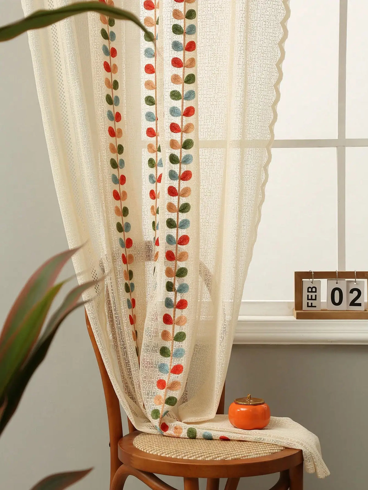 rideau moderne rustique feuilles brodées couleur beige vert orange bleu semi transparent salon maison