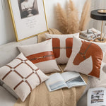 housse coussin polyester équestre motif harnais boucles métalliques dorées contemporain
