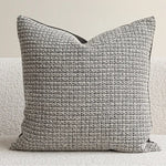 coussins décoratifs modernes motif géométrique beige gris noir rouge polyester