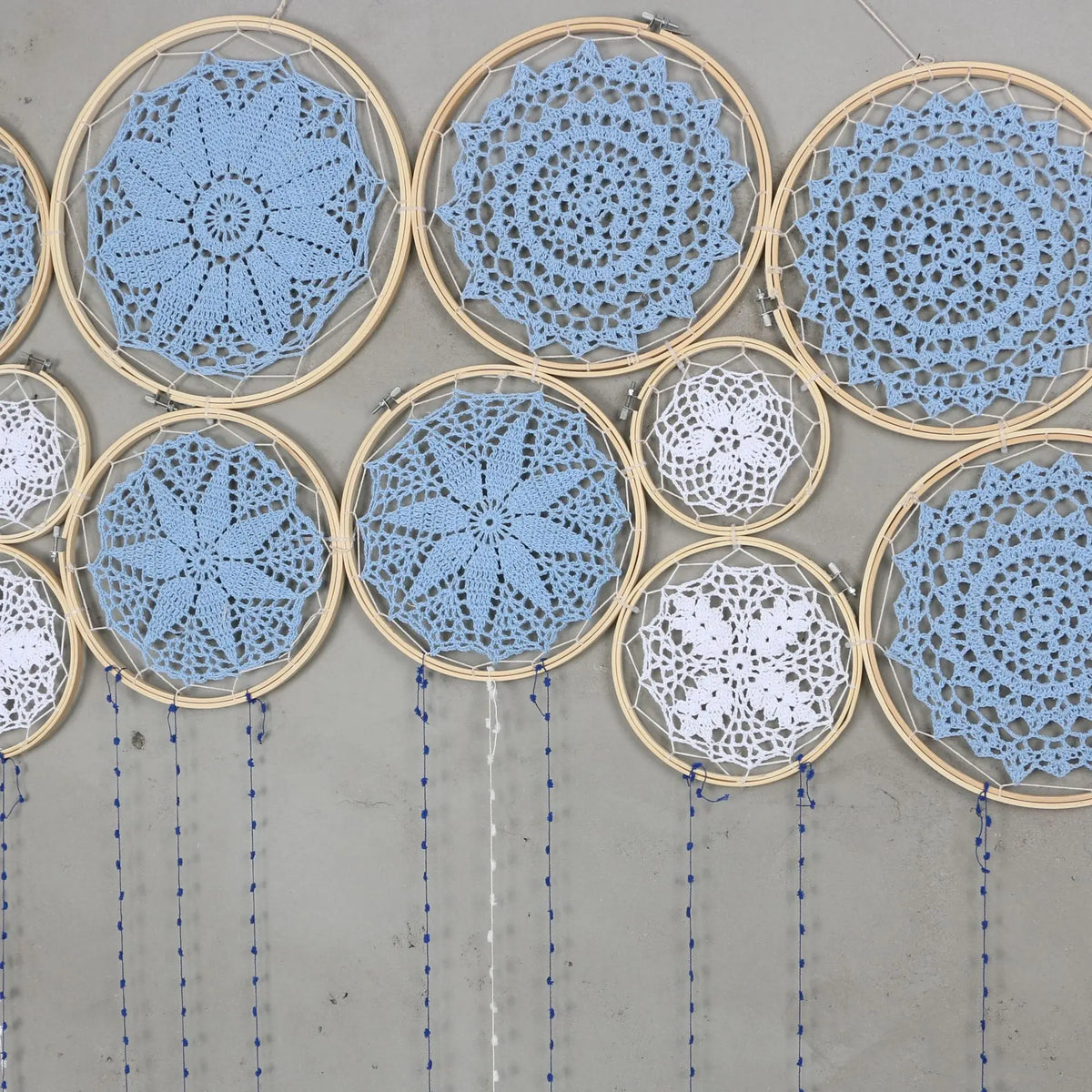 décoration murale dreamcatcher dentelle bohème motifs floraux suspension artisanale chambre mariage