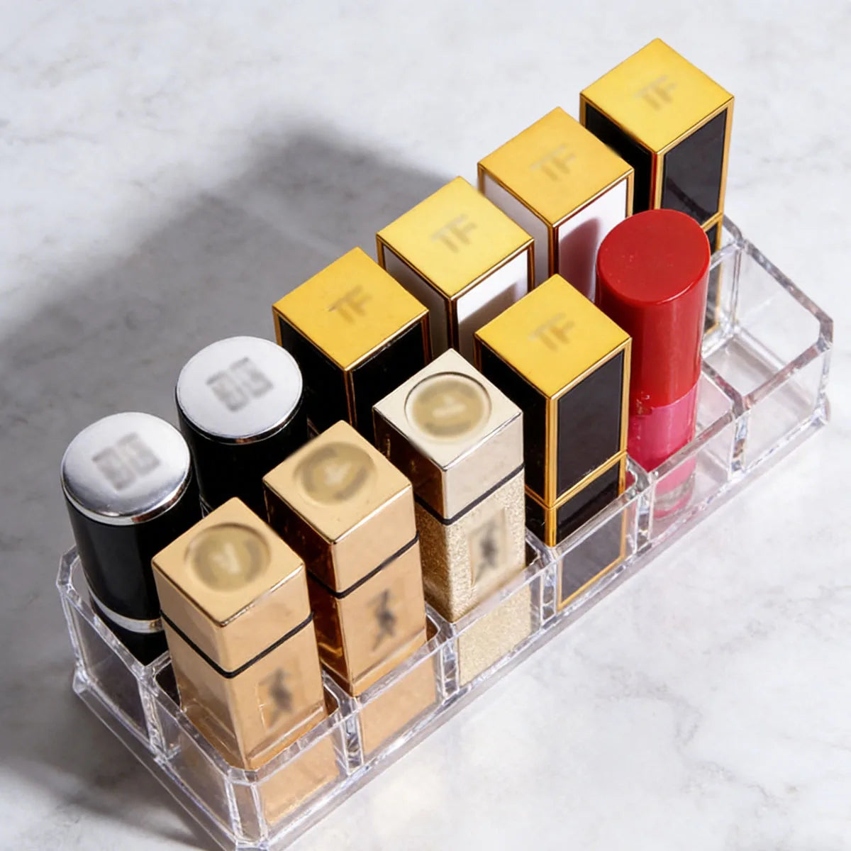 présentoir transparent moderne boîtes rangement rouge lèvres minimaliste réutilisable plastique cosmétique