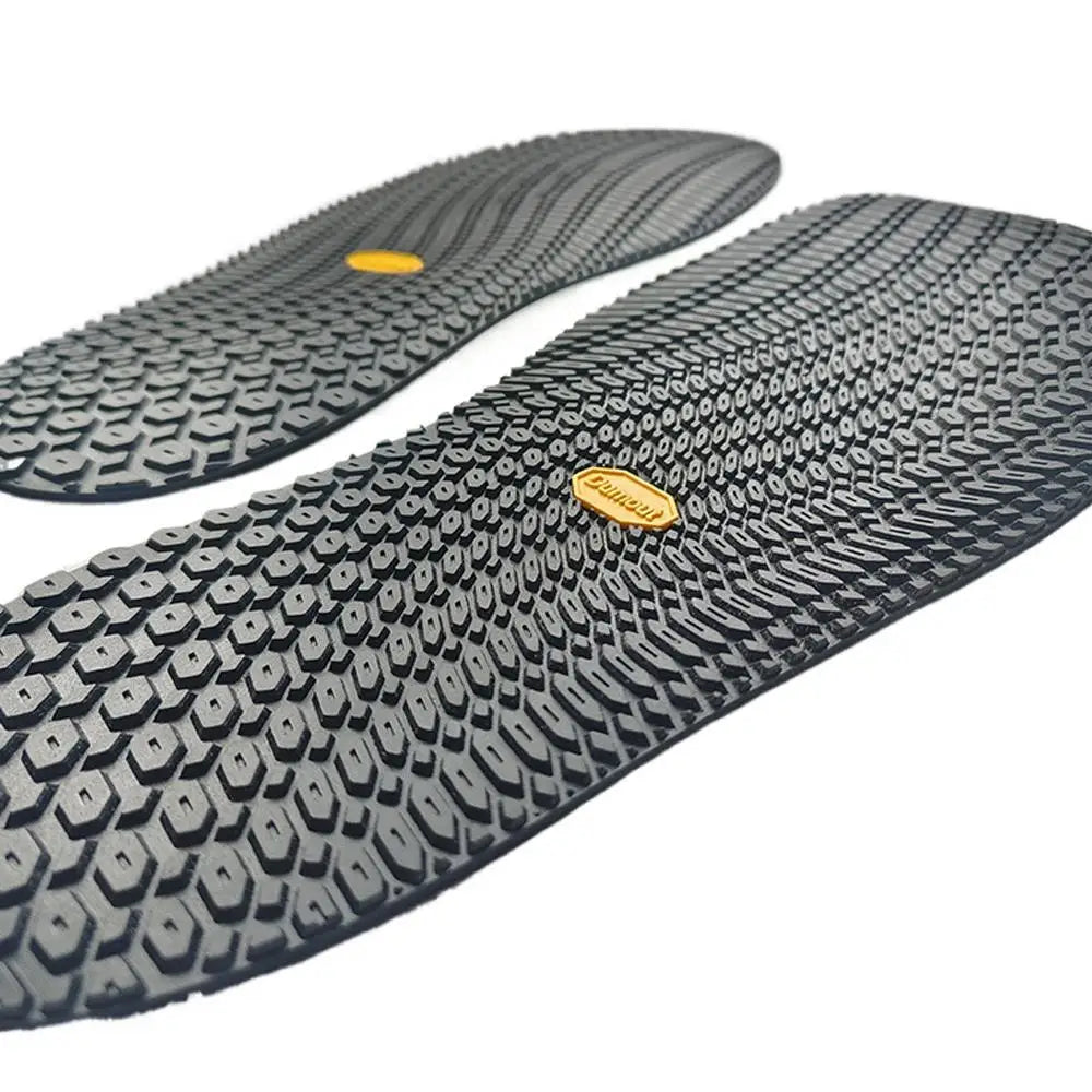 semelles sport antidérapantes résistantes hexagonales noires jaunes texturées minimalistes bricolage réparation chaussures travailleurs