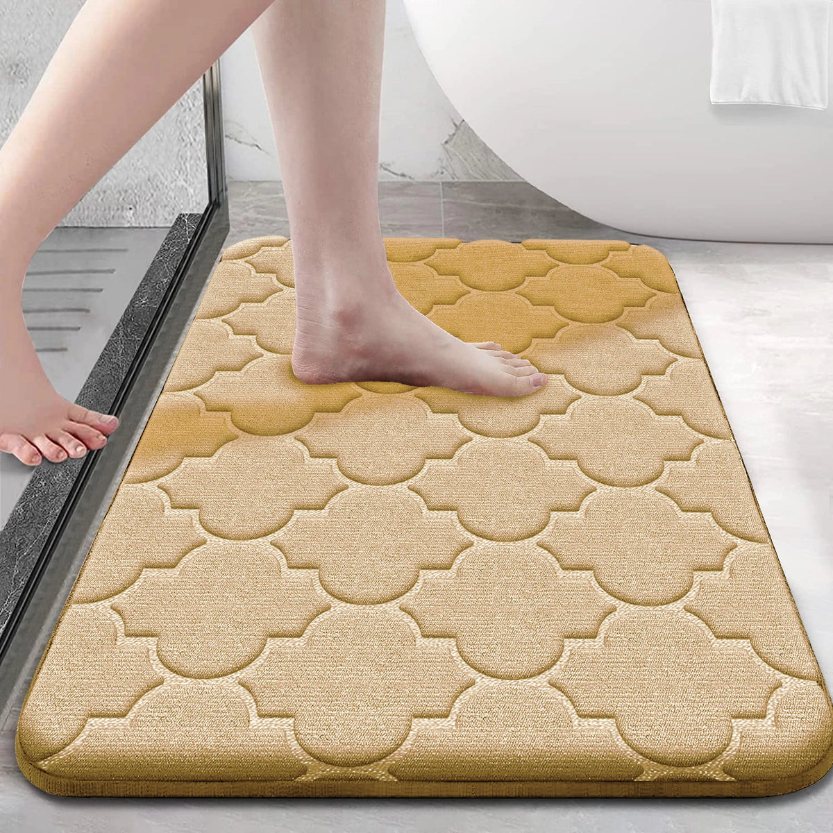 tapis bain doux gris bleu marine motif géométrique moderne absorbant lavable 60x90cm