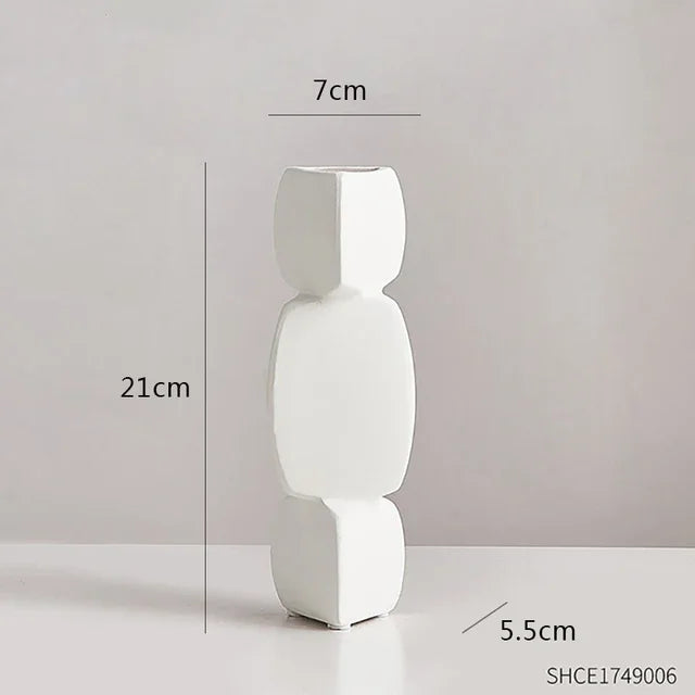 vases decoratifs modernes minimalistes geometriques blanc noir sculpturauxbranches feuillageintérieur decoration