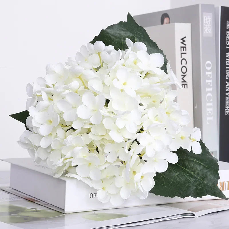bouquet hydrangeas artificiels soie rose jaune gris bleu violet blanc moderne decoration mariage