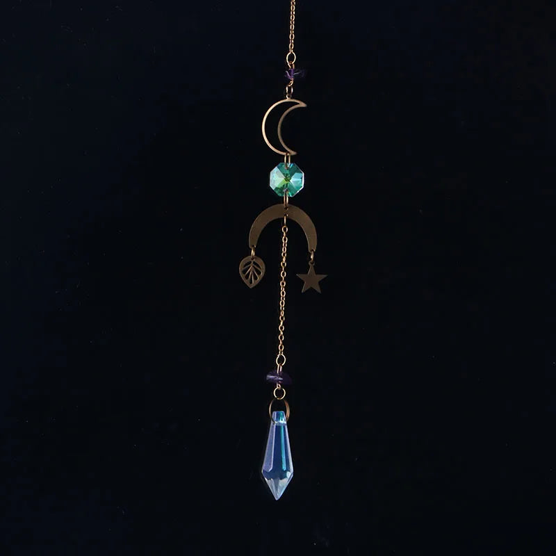 bijou pendentif cristal or bleu violet vert formes géométriques motifs oculaires translucides boho chic