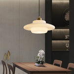 lampe suspendue minimaliste verre blanc opaque métal doré salon chambre