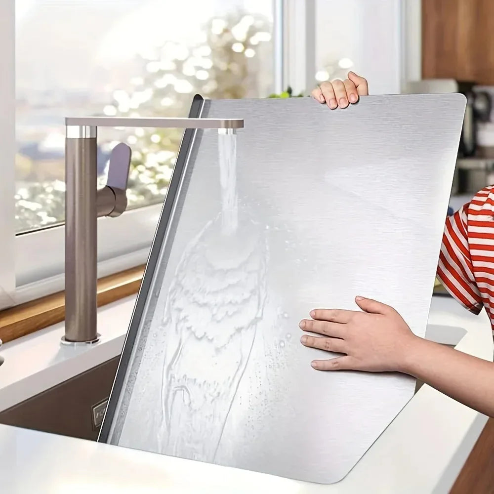 planche découper acier inoxydable moderne 50cm préparation cuisine minimaliste