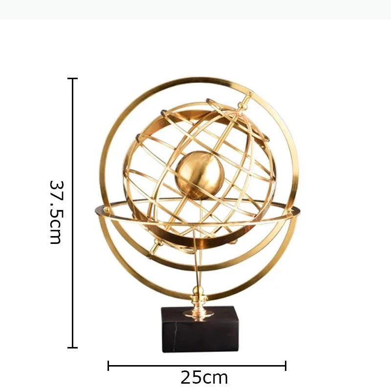 sculpture géométrique moderne sphère dorée anneaux circulaires décoration chambre minimaliste