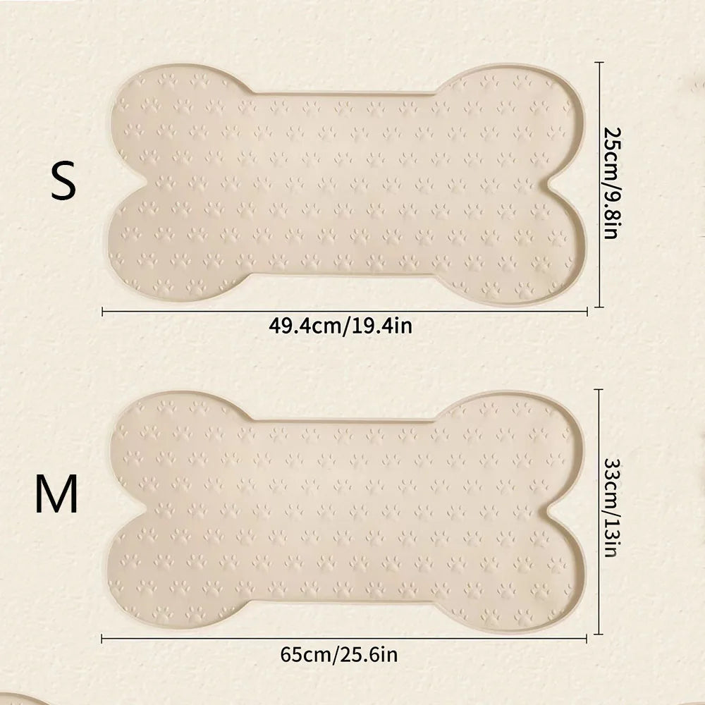 tapis animal imperméable beige clair imprimé pattes chien moderne bol