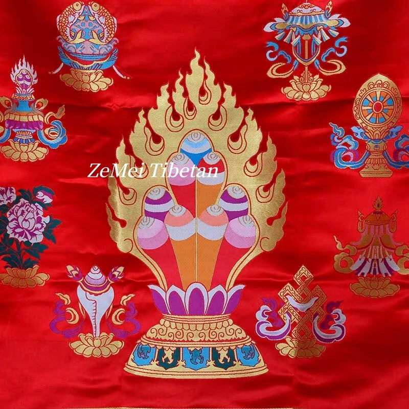 tapis décoratif artisanal or rouge broderie bouddhiste franges colorées tissu d'art opacité traditionnel motifs