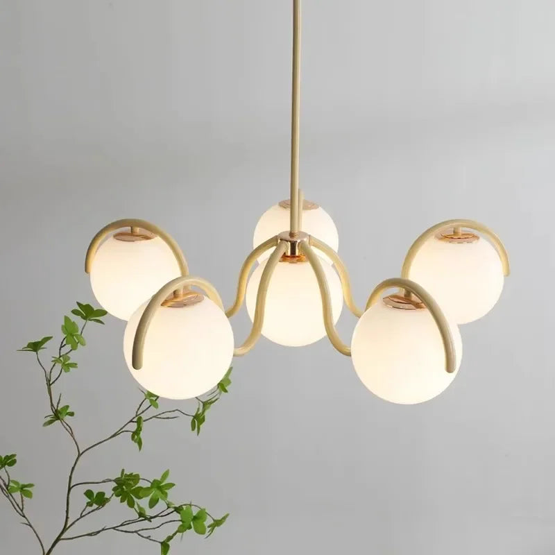 Suspension lumineuse moderne sphères translucides rouge doré blanc salon chambre