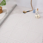 tapis douche blanc gris perforé moderne imperméable drainage antidérapant salle bain