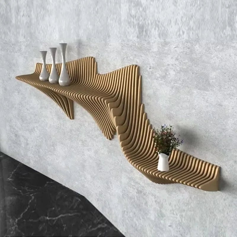 étagère murale bois clair moderne rose gris ondulé minimaliste fixations murales vases fleurs séchées