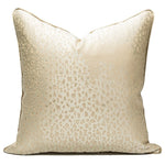 coussins carrés léopard orange beige décoration salon contemporain fixés adhésifs 30x50 45x45 50x50 cm