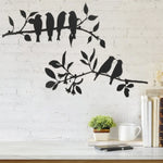 Décoration murale accrochée dans un salon élégant
