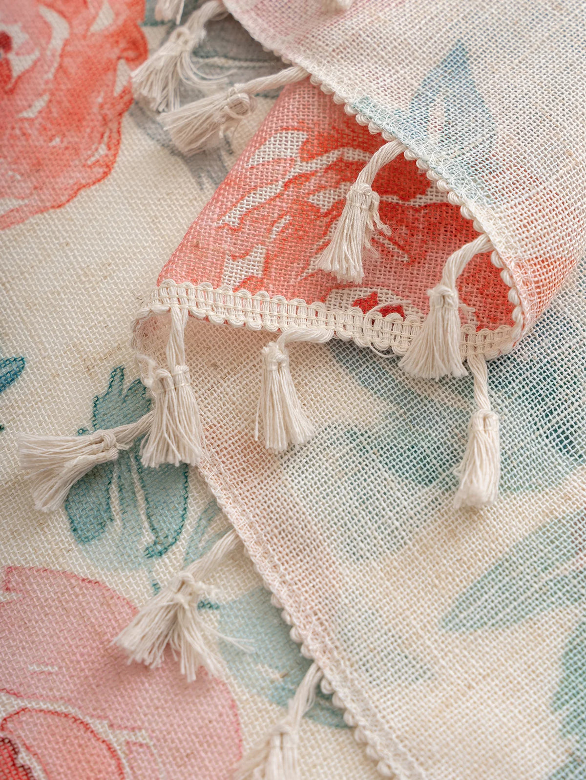 rideaux floral rose motif aquarelle bohème translucides franges salon chambre