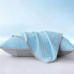 housse coussin polyester géométrique moderne vert blanc bleu gris antiacariens lit maison