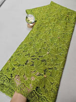 tissu dentelle polyester coton fleurs motifs floraux blanc rose clair noir vert dorées occasion